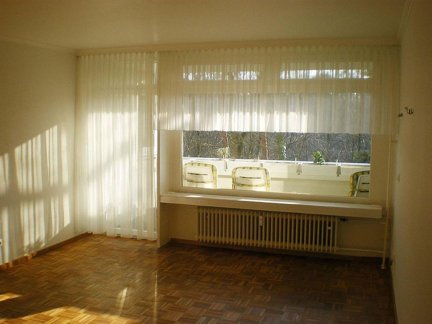 Prodej bytu 2+1 68 m², Angerburger Allee, Berlin, Berlín Prodej bytu 2+1 68 m², Angerburger Allee, Berlin, Berlín