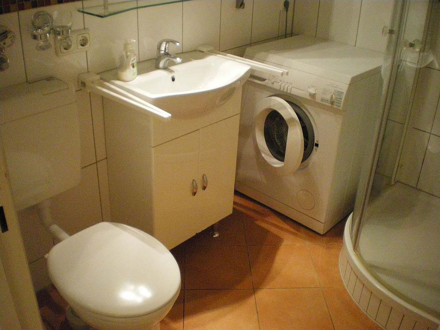 Prodej bytu 2+1 68 m², Angerburger Allee, Berlin, Berlín Prodej bytu 2+1 68 m², Angerburger Allee, Berlin, Berlín