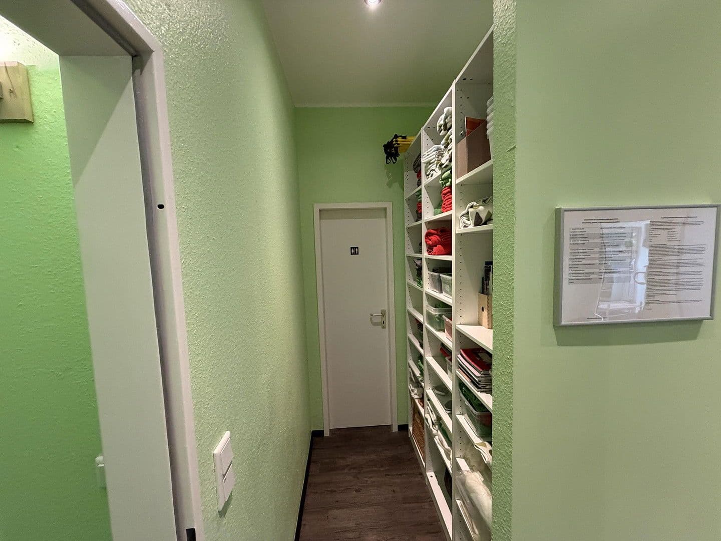 Pronájem kanceláře 129 m², Königsbergerstr. 24, Monheim am Rhein, Severní Porýní-Vestfálsko Pronájem kanceláře 129 m², Königsbergerstr. 24, Monheim am Rhein, Severní Porýní-Vestfálsko