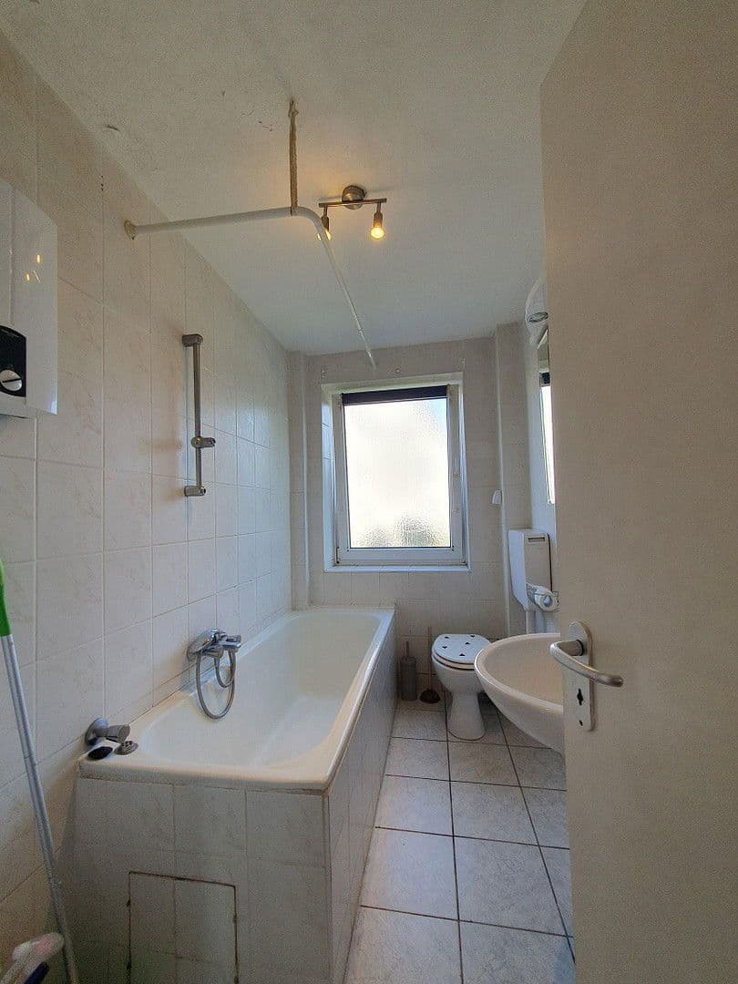 Pronájem bytu 2+1 57 m², Hirschstr. 3, Vöhringen, Bavorsko Pronájem bytu 2+1 57 m², Hirschstr. 3, Vöhringen, Bavorsko