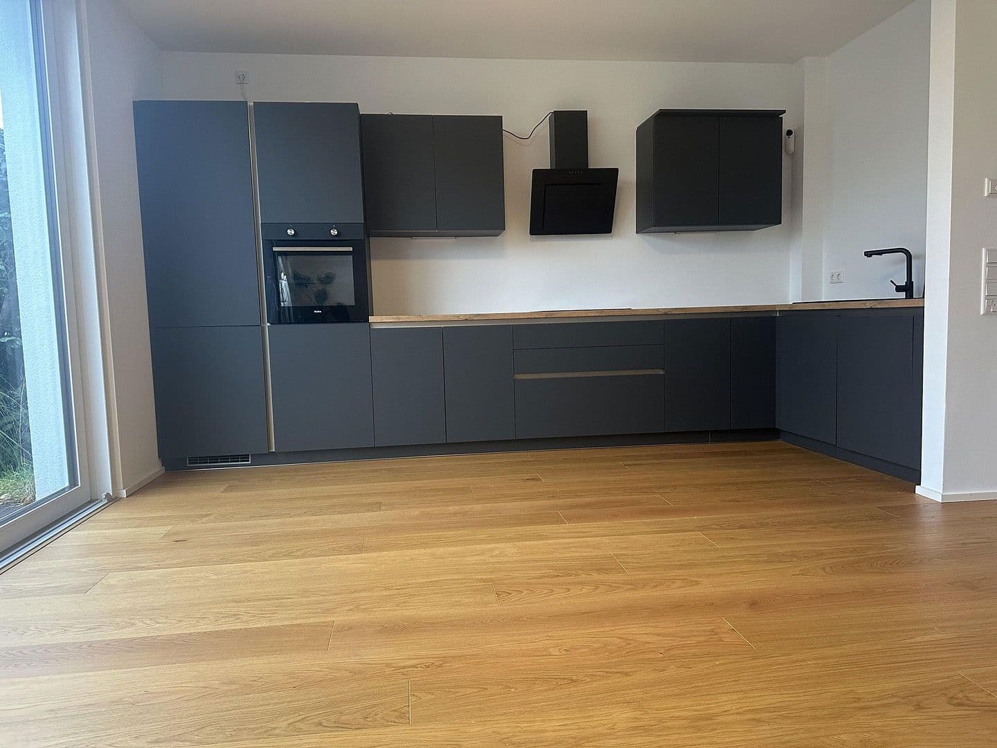 Prodej bytu 6+1 159 m², Hartenbrakenstrasse 28, Hannover, Dolní Sasko Prodej bytu 6+1 159 m², Hartenbrakenstrasse 28, Hannover, Dolní Sasko