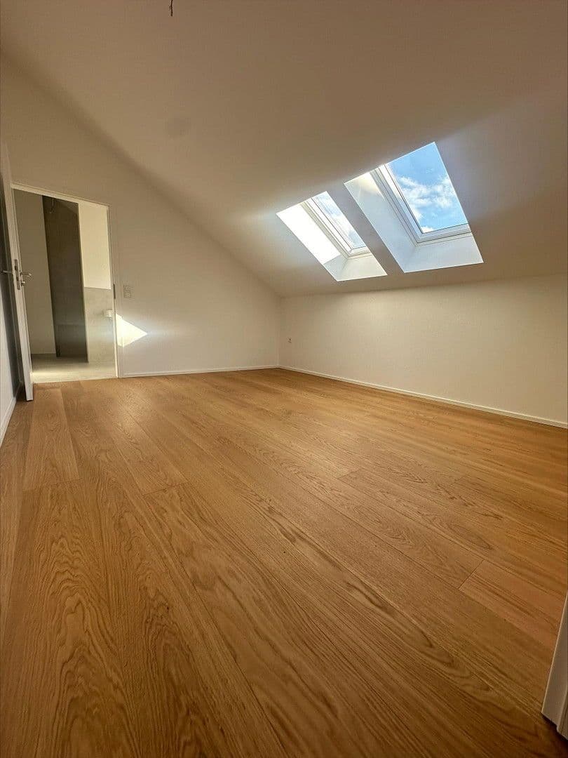 Prodej bytu 6+1 159 m², Hartenbrakenstrasse 28, Hannover, Dolní Sasko Prodej bytu 6+1 159 m², Hartenbrakenstrasse 28, Hannover, Dolní Sasko