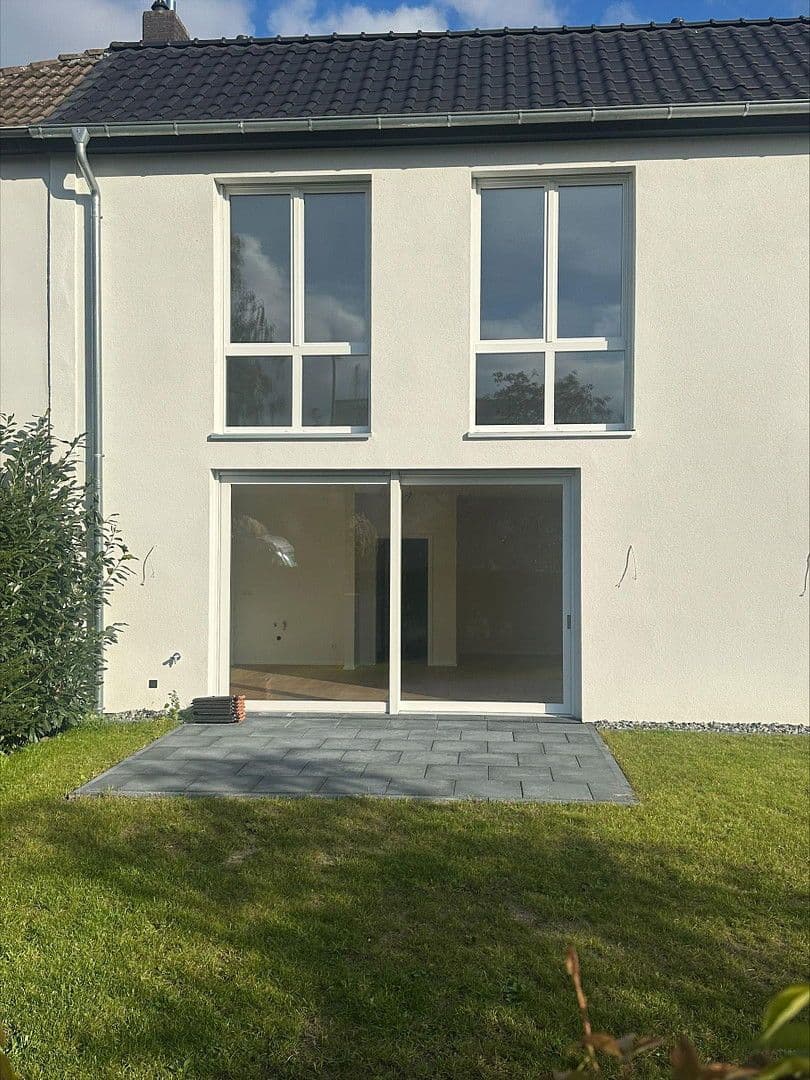 Prodej bytu 6+1 159 m², Hartenbrakenstrasse 28, Hannover, Dolní Sasko Prodej bytu 6+1 159 m², Hartenbrakenstrasse 28, Hannover, Dolní Sasko