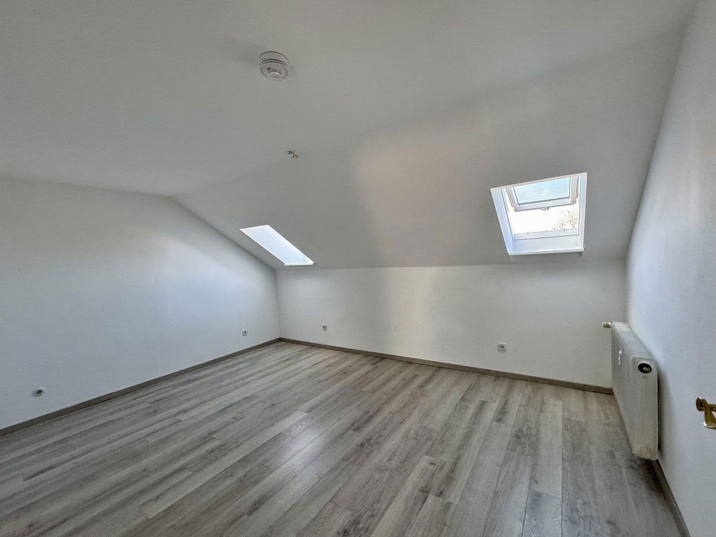 Pronájem bytu 3+1 56 m², Sonnenstraße 4, Barbing, Bavorsko Pronájem bytu 3+1 56 m², Sonnenstraße 4, Barbing, Bavorsko