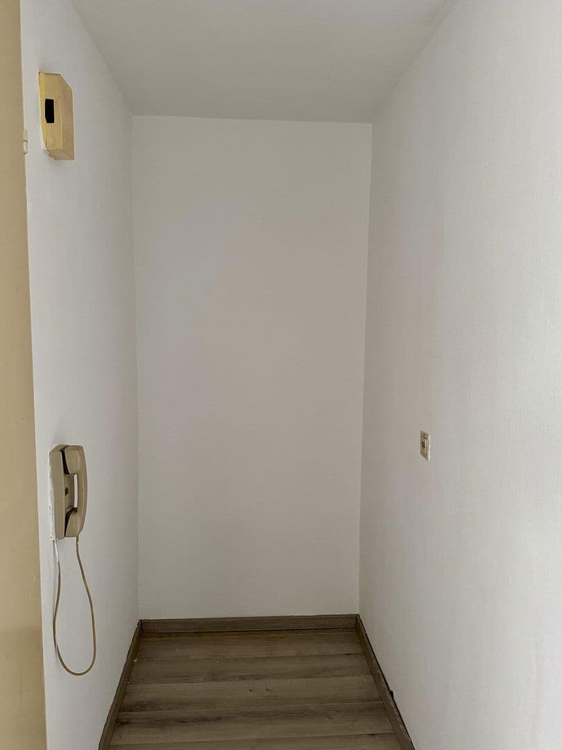 Pronájem bytu 3+1 56 m², Sonnenstraße 4, Barbing, Bavorsko Pronájem bytu 3+1 56 m², Sonnenstraße 4, Barbing, Bavorsko