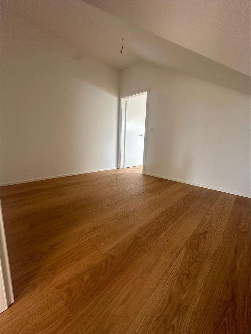 Prodej domu 159 m², pozemek 200 m², Hartenbrakenstrasse 28, Hannover, Dolní Sasko Prodej domu 159 m², pozemek 200 m², Hartenbrakenstrasse 28, Hannover, Dolní Sasko