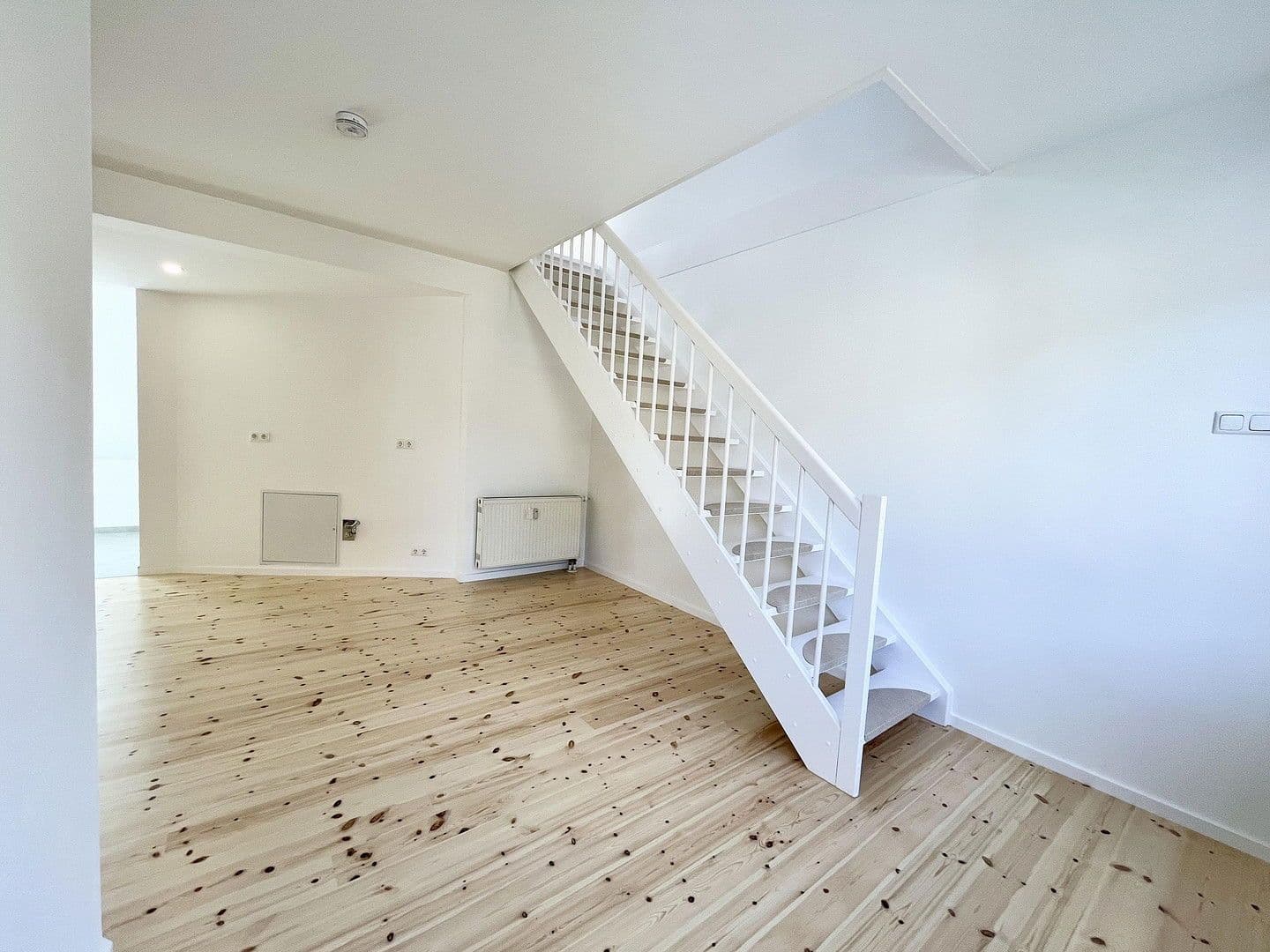 Pronájem bytu 4+1 82 m², Bad Belzig, Braniborsko Pronájem bytu 4+1 82 m², Bad Belzig, Braniborsko