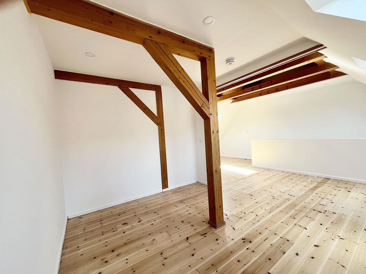 Pronájem bytu 4+1 82 m², Bad Belzig, Braniborsko Pronájem bytu 4+1 82 m², Bad Belzig, Braniborsko