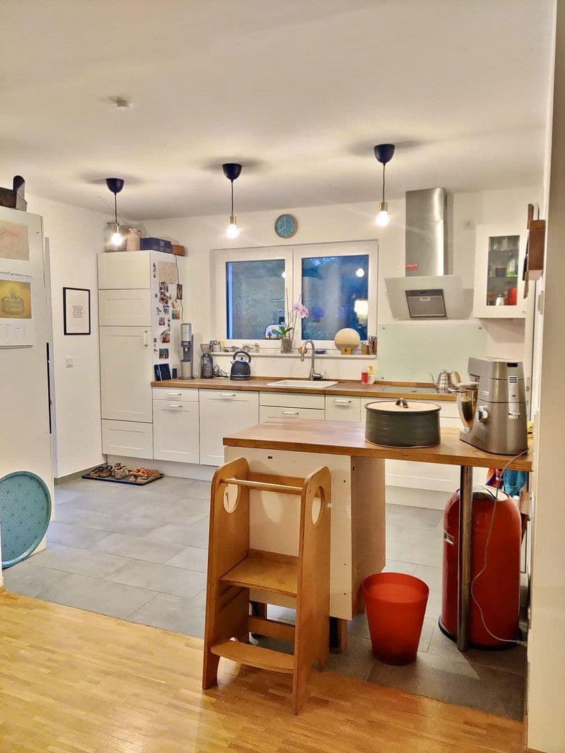 Pronájem bytu 3+1 113 m², Neunkirchen-Seelscheid, Severní Porýní-Vestfálsko Pronájem bytu 3+1 113 m², Neunkirchen-Seelscheid, Severní Porýní-Vestfálsko