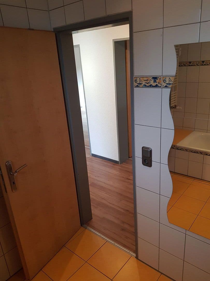 Pronájem bytu 2+1 64 m², Römerstr. 13, Worms, Porýní-Falc Pronájem bytu 2+1 64 m², Römerstr. 13, Worms, Porýní-Falc