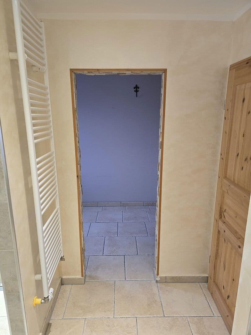 Pronájem domu 120 m², pozemek 237 m², Schmalenhofer Str., 27 A, Velbert, Severní Porýní-Vestfálsko Pronájem domu 120 m², pozemek 237 m², Schmalenhofer Str., 27 A, Velbert, Severní Porýní-Vestfálsko