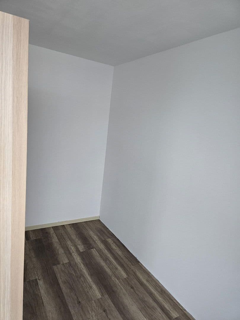 Pronájem domu 120 m², pozemek 237 m², Schmalenhofer Str., 27 A, Velbert, Severní Porýní-Vestfálsko Pronájem domu 120 m², pozemek 237 m², Schmalenhofer Str., 27 A, Velbert, Severní Porýní-Vestfálsko