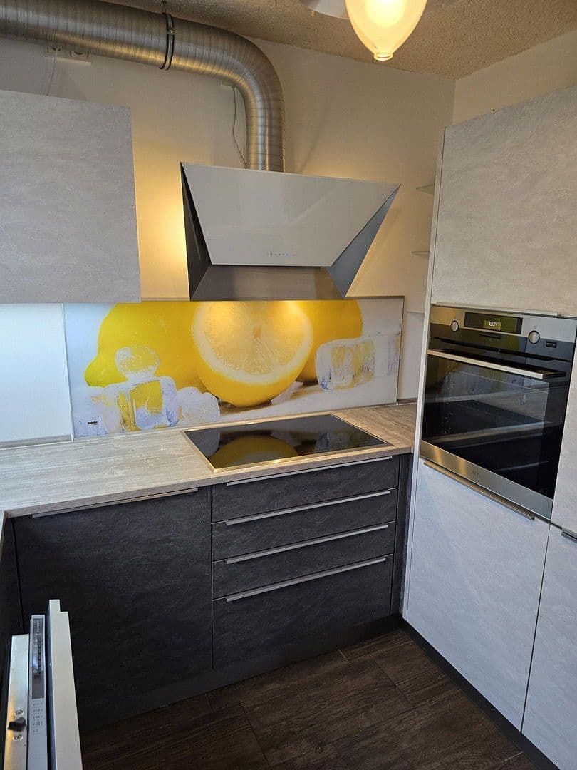 Pronájem domu 120 m², pozemek 237 m², Schmalenhofer Str., 27 A, Velbert, Severní Porýní-Vestfálsko Pronájem domu 120 m², pozemek 237 m², Schmalenhofer Str., 27 A, Velbert, Severní Porýní-Vestfálsko