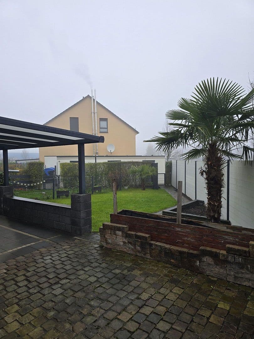 Pronájem domu 120 m², pozemek 237 m², Schmalenhofer Str., 27 A, Velbert, Severní Porýní-Vestfálsko Pronájem domu 120 m², pozemek 237 m², Schmalenhofer Str., 27 A, Velbert, Severní Porýní-Vestfálsko