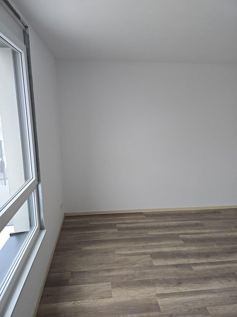 Pronájem domu 120 m², pozemek 237 m², Schmalenhofer Str., 27 A, Velbert, Severní Porýní-Vestfálsko Pronájem domu 120 m², pozemek 237 m², Schmalenhofer Str., 27 A, Velbert, Severní Porýní-Vestfálsko