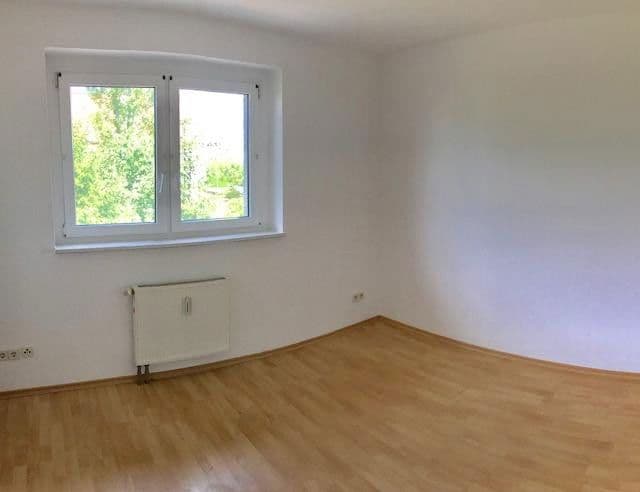 Pronájem bytu 3+1 80 m², Bennewitz, Sasko Pronájem bytu 3+1 80 m², Bennewitz, Sasko