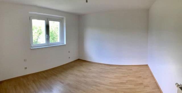 Pronájem bytu 3+1 80 m², Bennewitz, Sasko Pronájem bytu 3+1 80 m², Bennewitz, Sasko