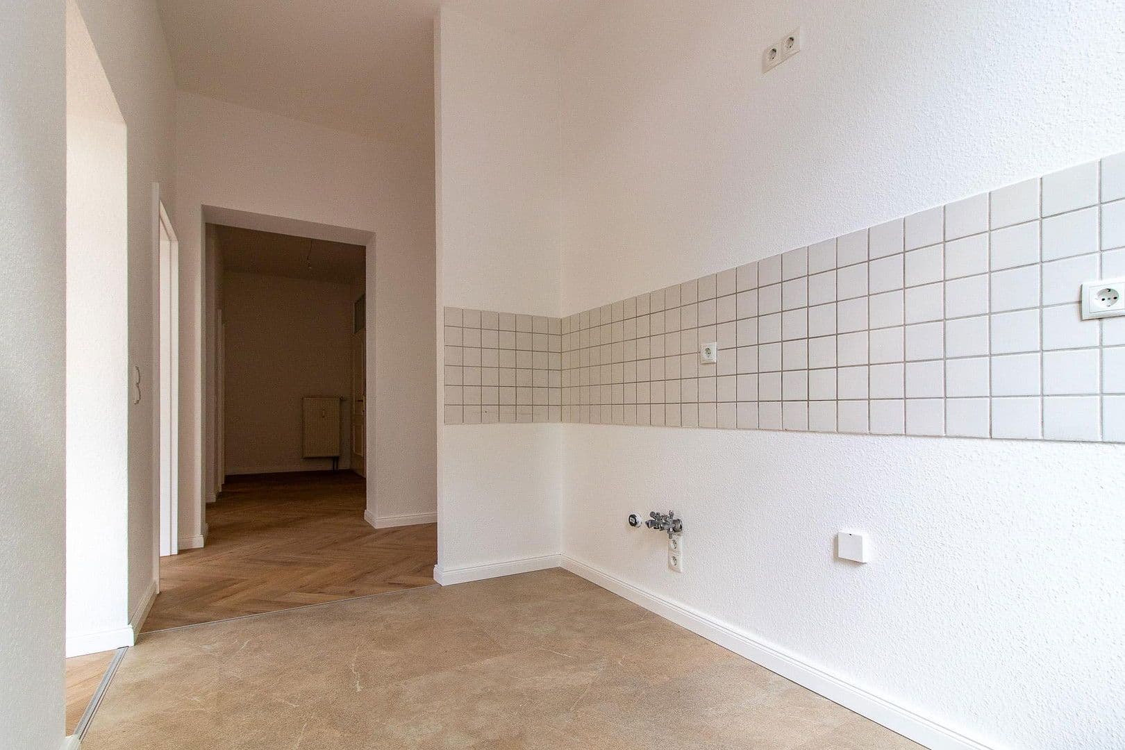 Pronájem bytu 2+1 60 m², Osterweihstraße 18, Cvikov, Sasko Pronájem bytu 2+1 60 m², Osterweihstraße 18, Cvikov, Sasko
