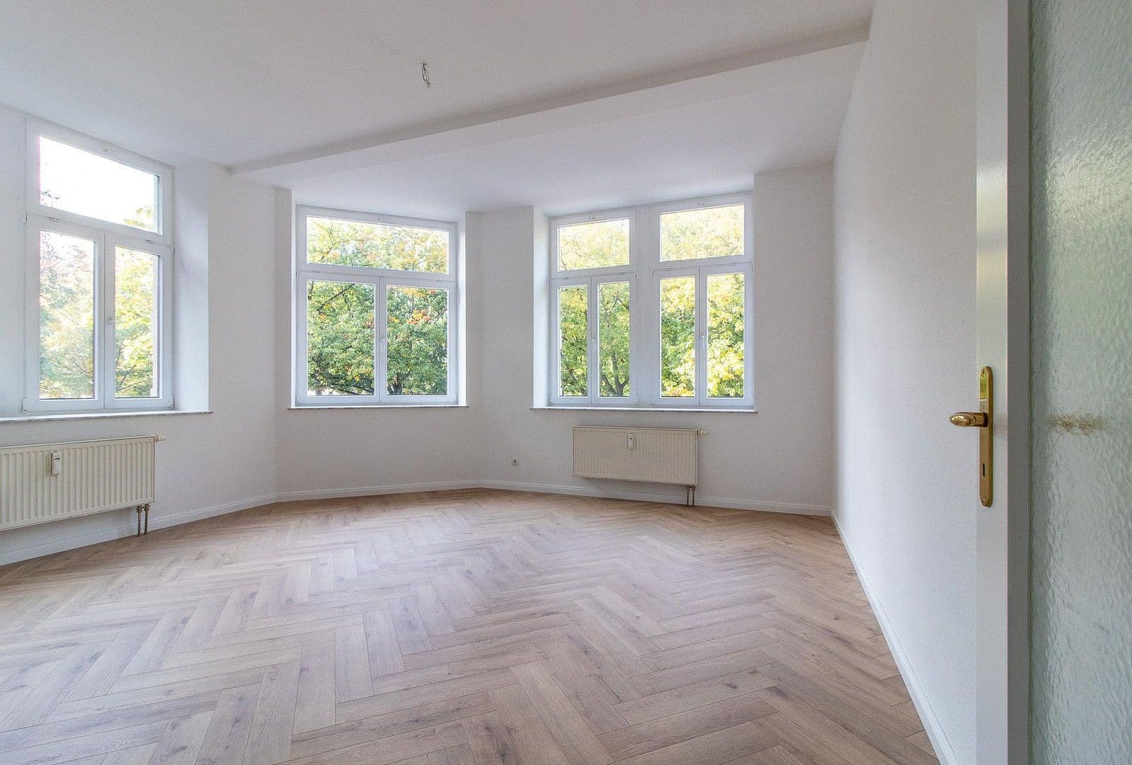 Pronájem bytu 2+1 60 m², Osterweihstraße 18, Cvikov, Sasko Pronájem bytu 2+1 60 m², Osterweihstraße 18, Cvikov, Sasko