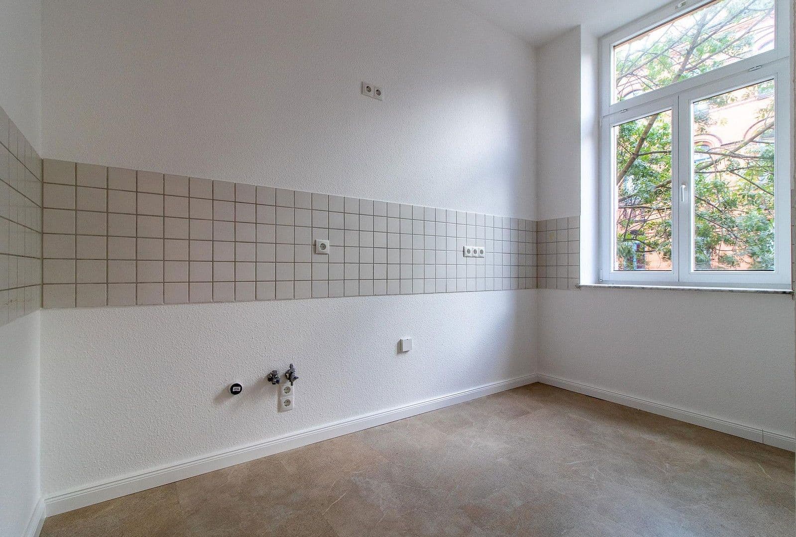 Pronájem bytu 2+1 60 m², Osterweihstraße 18, Cvikov, Sasko Pronájem bytu 2+1 60 m², Osterweihstraße 18, Cvikov, Sasko