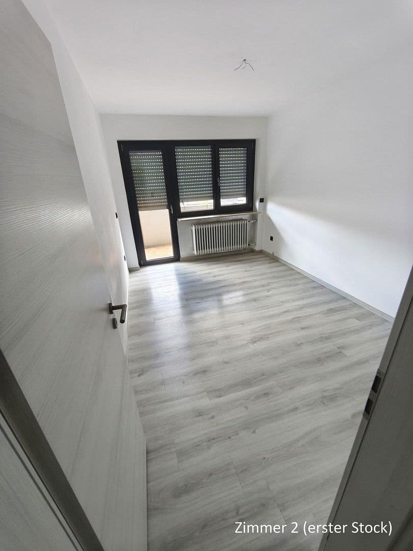 Prodej domu 152 m², pozemek 183 m², Dittelbrunn, Bavorsko Prodej domu 152 m², pozemek 183 m², Dittelbrunn, Bavorsko