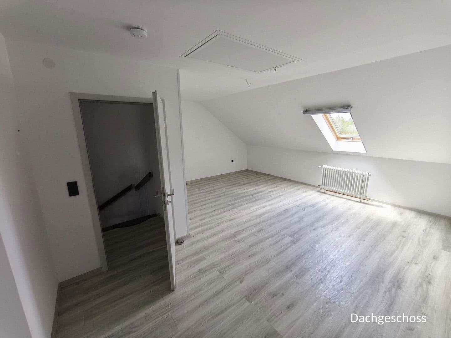 Prodej domu 152 m², pozemek 183 m², Dittelbrunn, Bavorsko Prodej domu 152 m², pozemek 183 m², Dittelbrunn, Bavorsko
