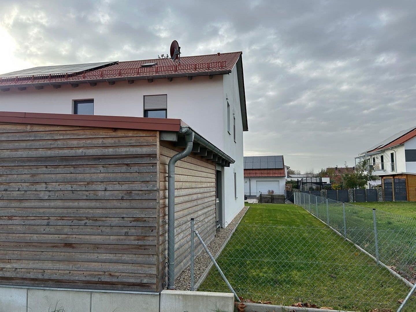 Pronájem bytu 3+1 94 m², Barbing, Bavorsko Pronájem bytu 3+1 94 m², Barbing, Bavorsko