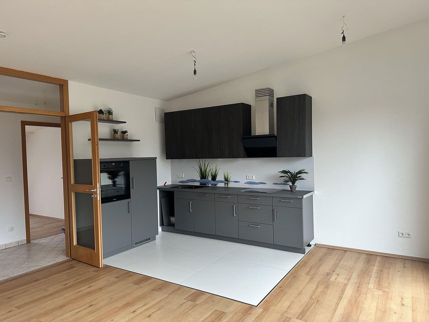 Prodej bytu 2+1 56 m², Berlin, Berlín Prodej bytu 2+1 56 m², Berlin, Berlín