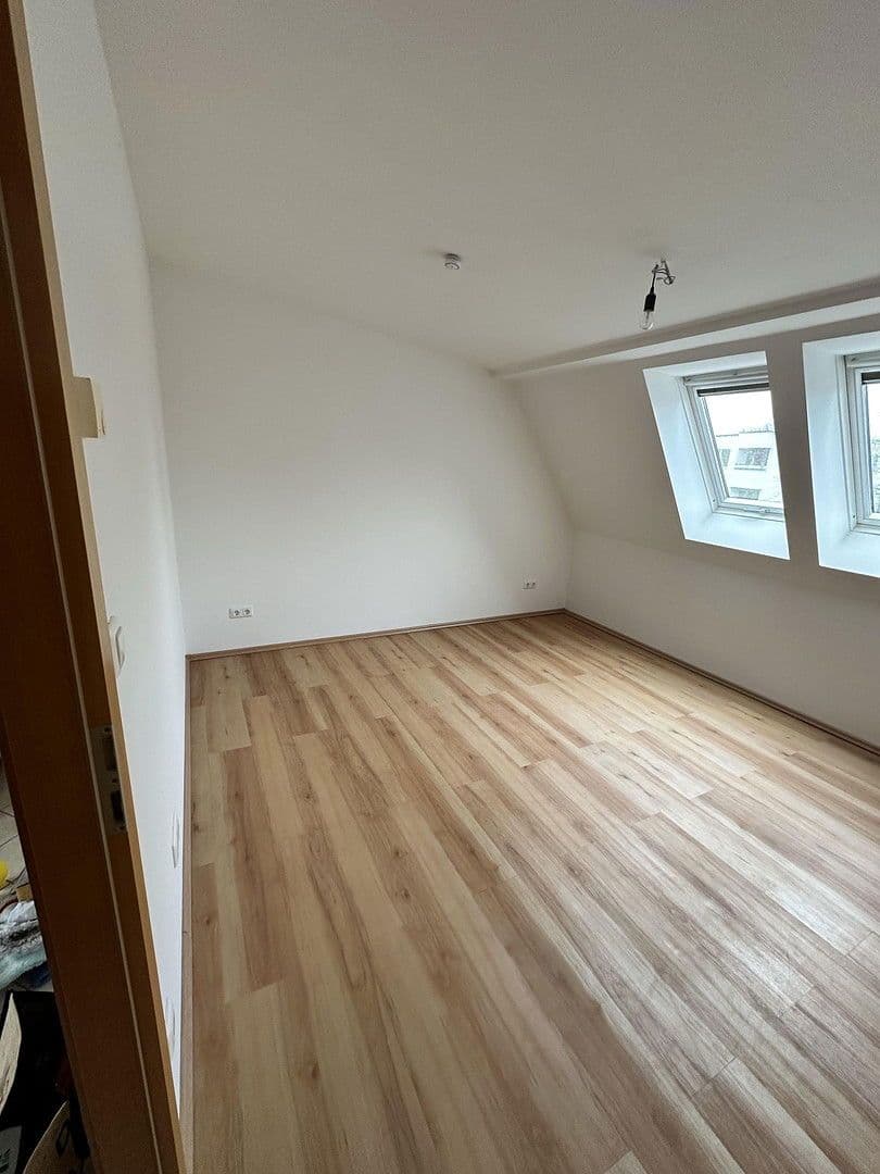 Prodej bytu 2+1 56 m², Berlin, Berlín Prodej bytu 2+1 56 m², Berlin, Berlín