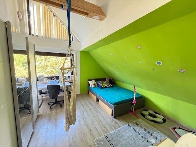 Prodej domu 201 m², pozemek 1.430 m², Michelau in Oberfranken, Bavorsko Prodej domu 201 m², pozemek 1.430 m², Michelau in Oberfranken, Bavorsko