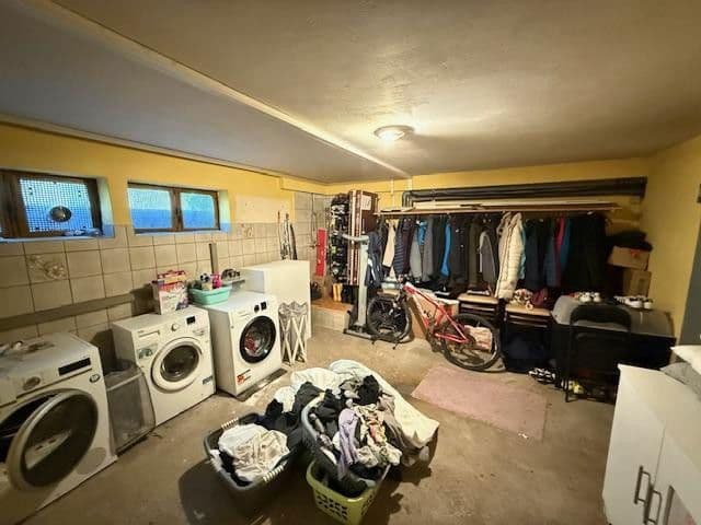 Prodej domu 201 m², pozemek 1.430 m², Michelau in Oberfranken, Bavorsko Prodej domu 201 m², pozemek 1.430 m², Michelau in Oberfranken, Bavorsko