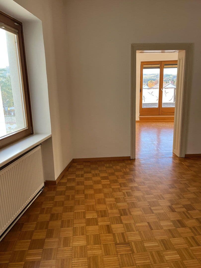 Pronájem bytu 6+1 163 m², Hauptplatz 20, Großweikersdorf, Dolní Rakousko Pronájem bytu 6+1 163 m², Hauptplatz 20, Großweikersdorf, Dolní Rakousko