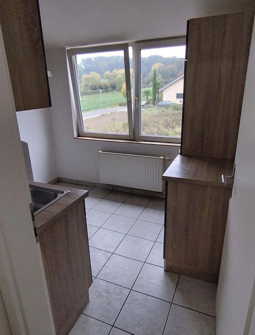 Pronájem bytu 2+1 61 m², Hauptstraße 3, Bornheim, Severní Porýní-Vestfálsko Pronájem bytu 2+1 61 m², Hauptstraße 3, Bornheim, Severní Porýní-Vestfálsko