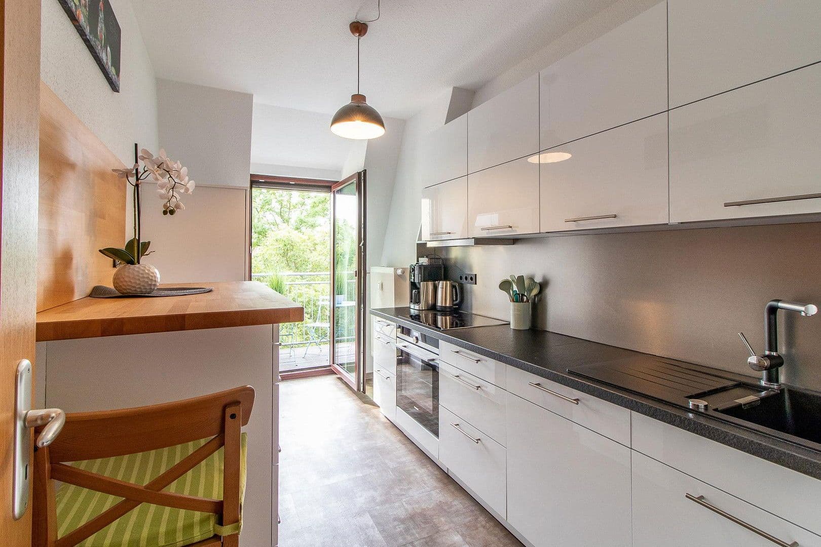 Pronájem bytu 2+1 50 m², Leipziger Straße 61, Cvikov, Sasko Pronájem bytu 2+1 50 m², Leipziger Straße 61, Cvikov, Sasko