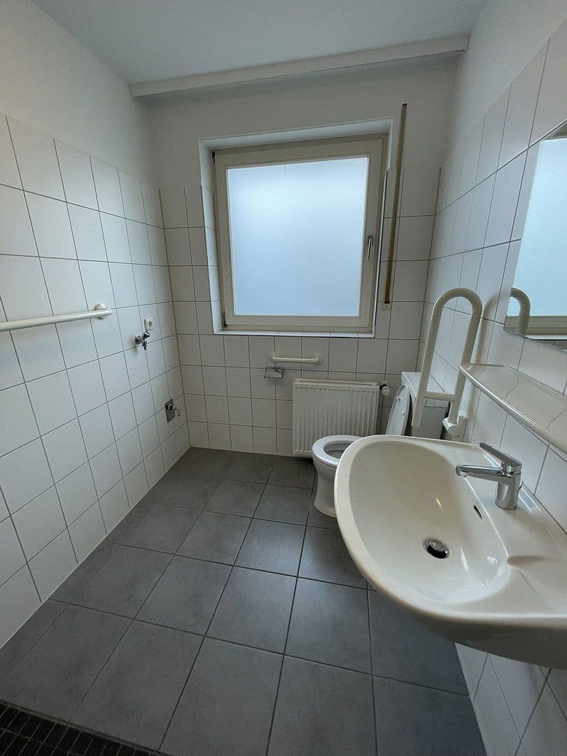 Pronájem bytu 2+1 62 m², Kopernikusstraße 3a, Celle, Dolní Sasko Pronájem bytu 2+1 62 m², Kopernikusstraße 3a, Celle, Dolní Sasko