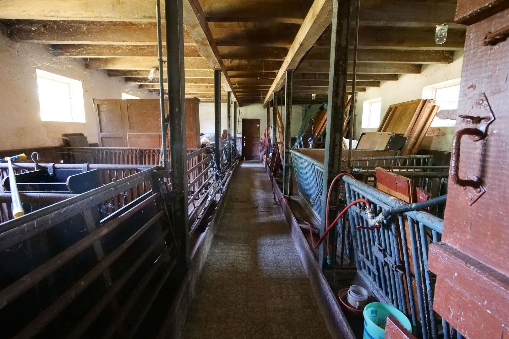 Prodej domu 144 m², pozemek 3.000 m², Brockum, Dolní Sasko Prodej domu 144 m², pozemek 3.000 m², Brockum, Dolní Sasko