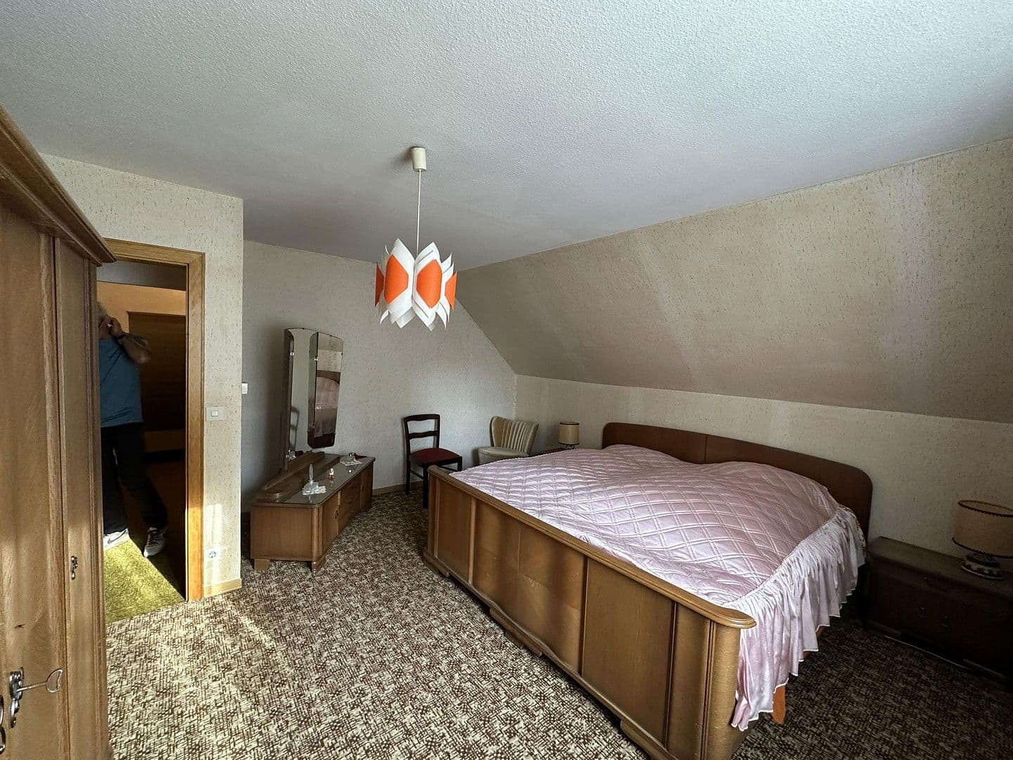 Prodej domu 144 m², pozemek 3.000 m², Brockum, Dolní Sasko Prodej domu 144 m², pozemek 3.000 m², Brockum, Dolní Sasko