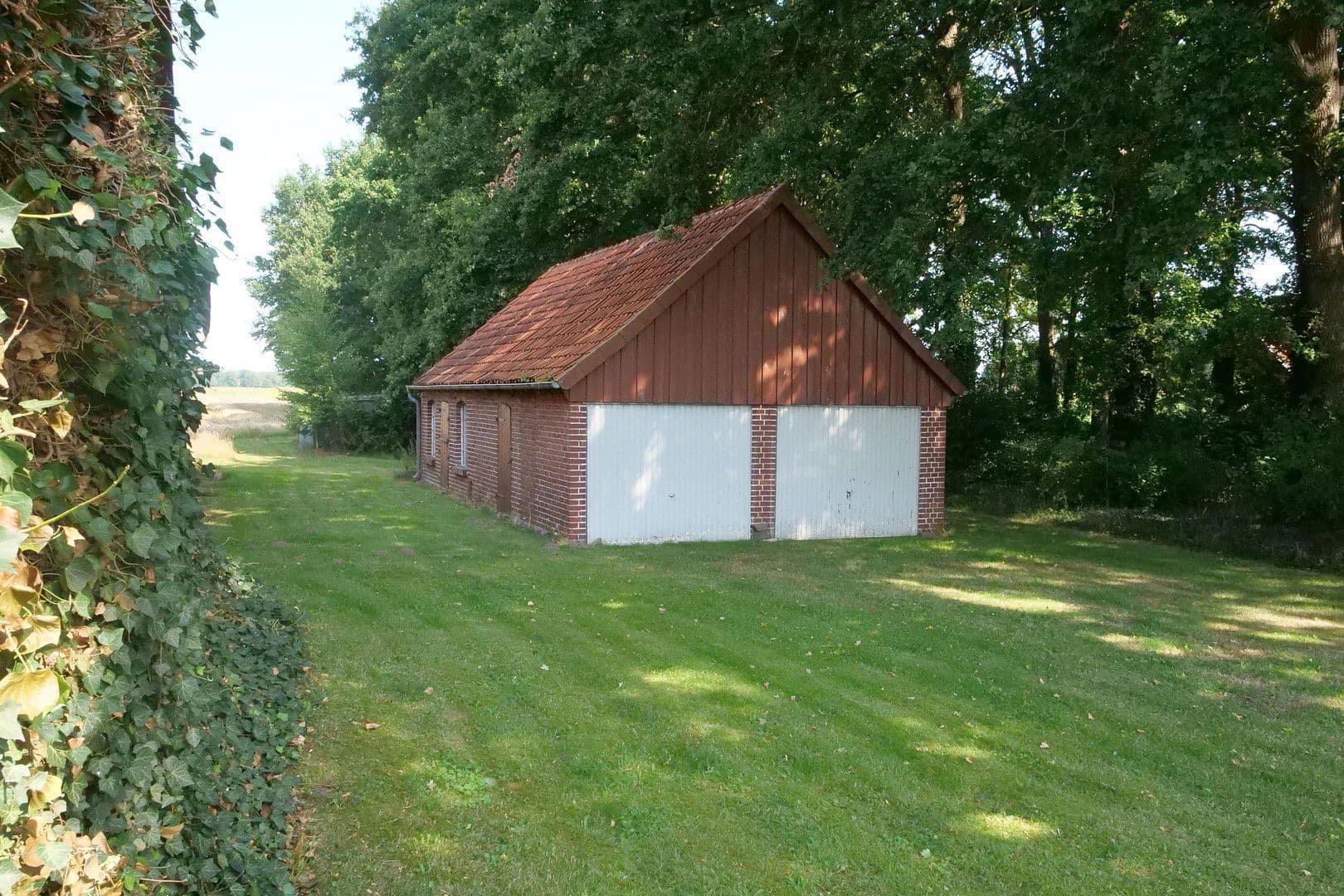 Prodej domu 144 m², pozemek 3.000 m², Brockum, Dolní Sasko Prodej domu 144 m², pozemek 3.000 m², Brockum, Dolní Sasko