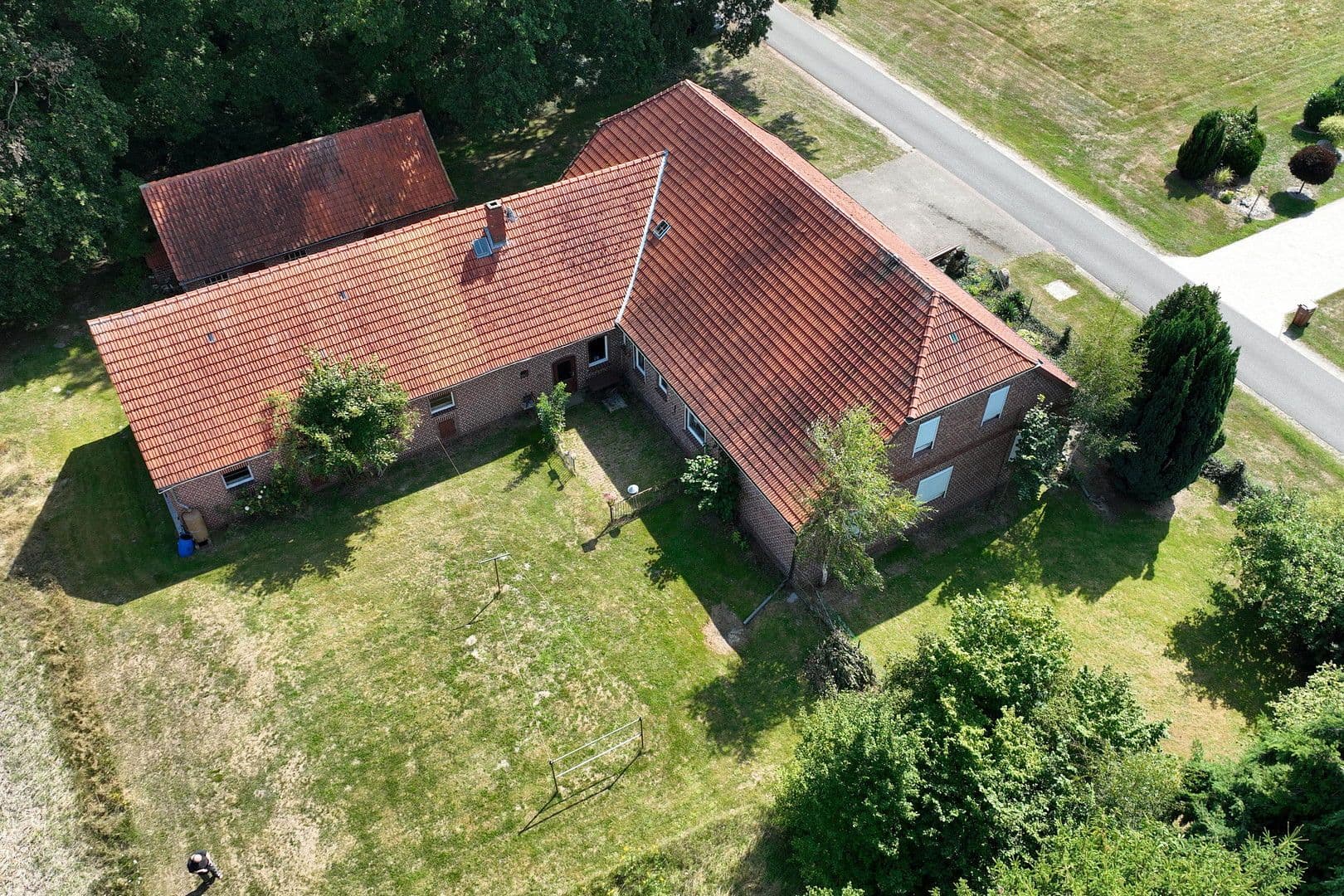 Prodej domu 144 m², pozemek 3.000 m², Brockum, Dolní Sasko Prodej domu 144 m², pozemek 3.000 m², Brockum, Dolní Sasko