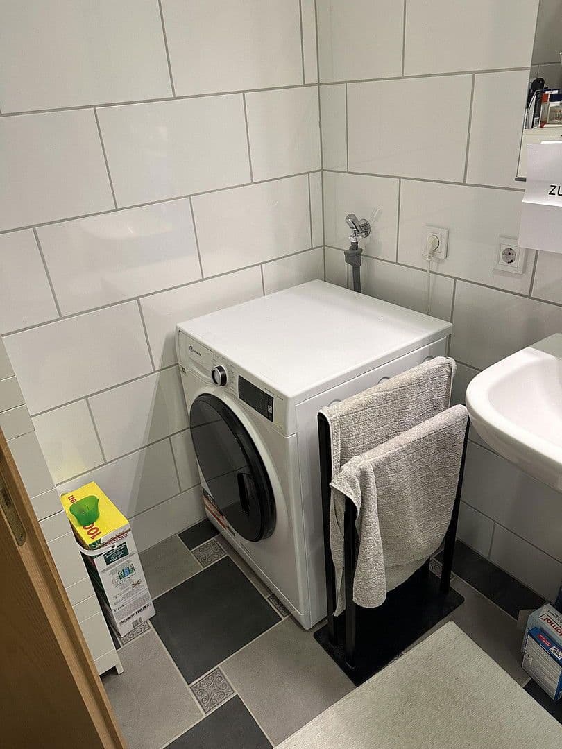 Pronájem bytu 3+1 75 m², Radebeul, Sasko Pronájem bytu 3+1 75 m², Radebeul, Sasko