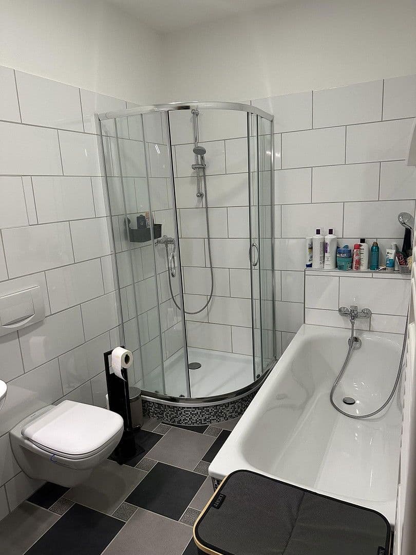 Pronájem bytu 3+1 75 m², Radebeul, Sasko Pronájem bytu 3+1 75 m², Radebeul, Sasko