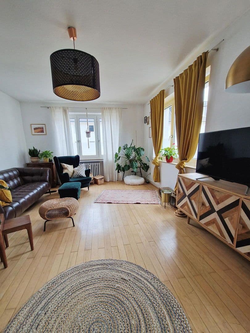 Pronájem bytu 2+1 78 m², Düsseldorf-Benrath, Severní Porýní-Vestfálsko Pronájem bytu 2+1 78 m², Düsseldorf-Benrath, Severní Porýní-Vestfálsko