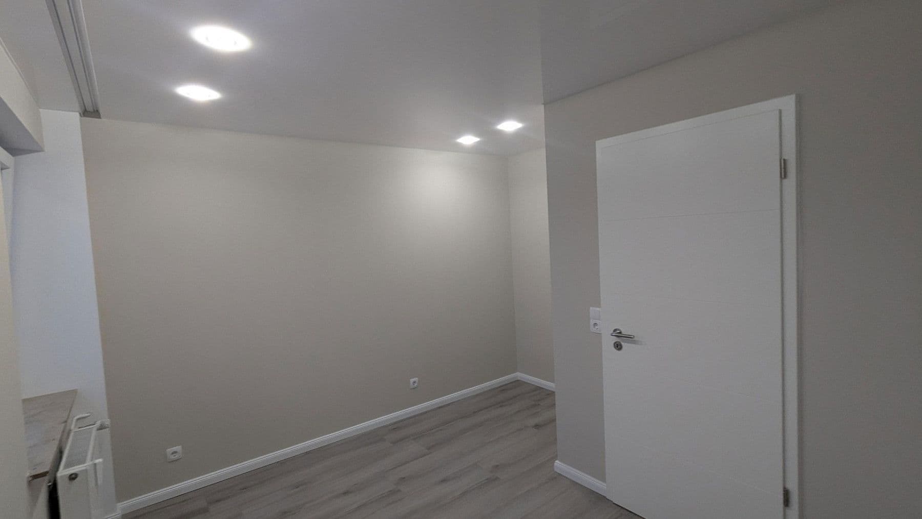 Prodej bytu 3+1 70 m², Hamburg, Hamburg Prodej bytu 3+1 70 m², Hamburg, Hamburg