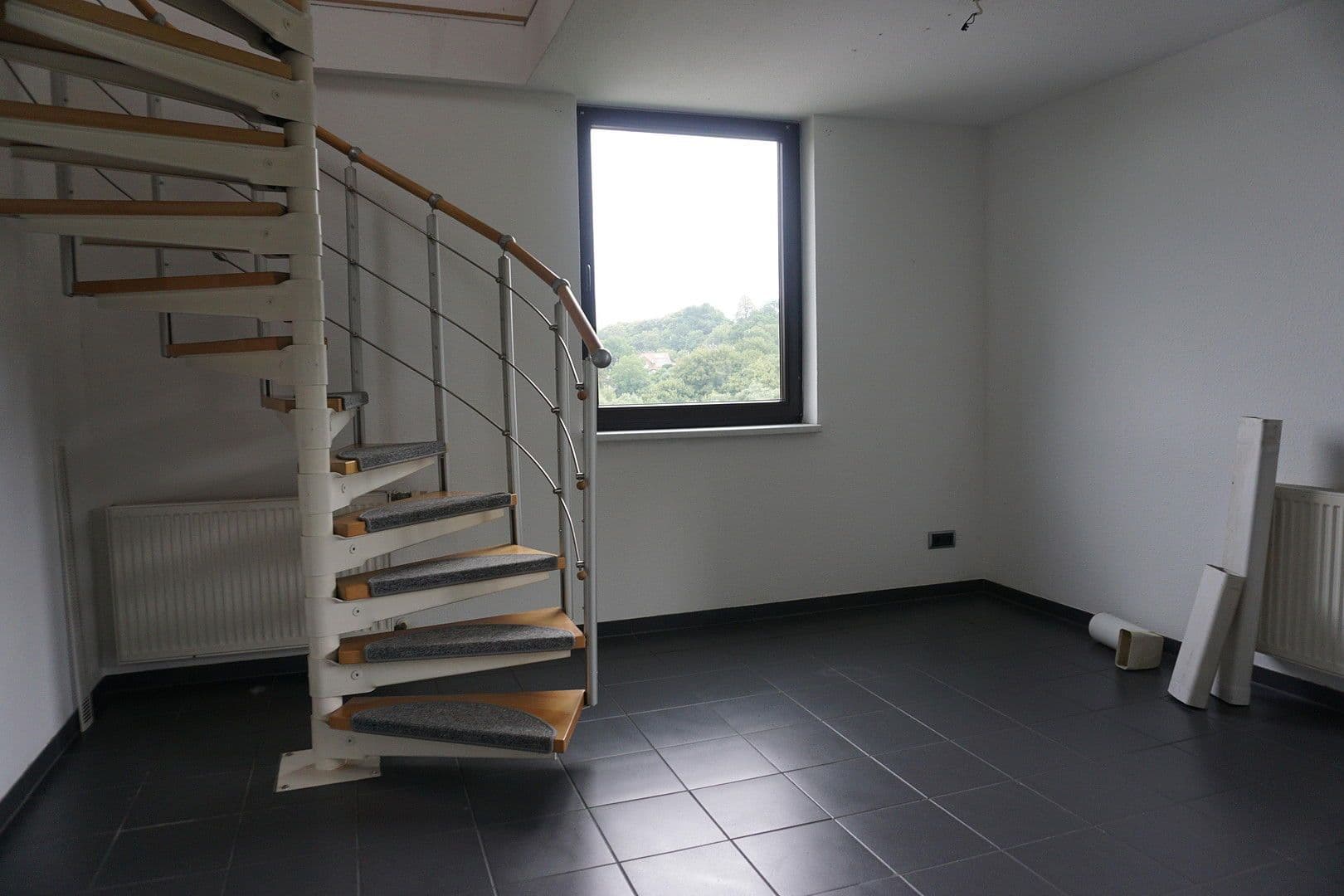 Prodej domu 273 m², pozemek 1.090 m², Solingen, Severní Porýní-Vestfálsko Prodej domu 273 m², pozemek 1.090 m², Solingen, Severní Porýní-Vestfálsko