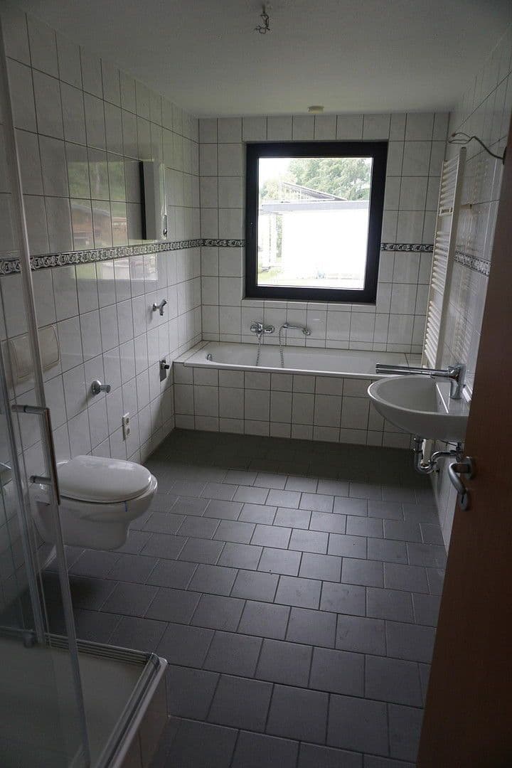 Prodej domu 273 m², pozemek 1.090 m², Solingen, Severní Porýní-Vestfálsko Prodej domu 273 m², pozemek 1.090 m², Solingen, Severní Porýní-Vestfálsko