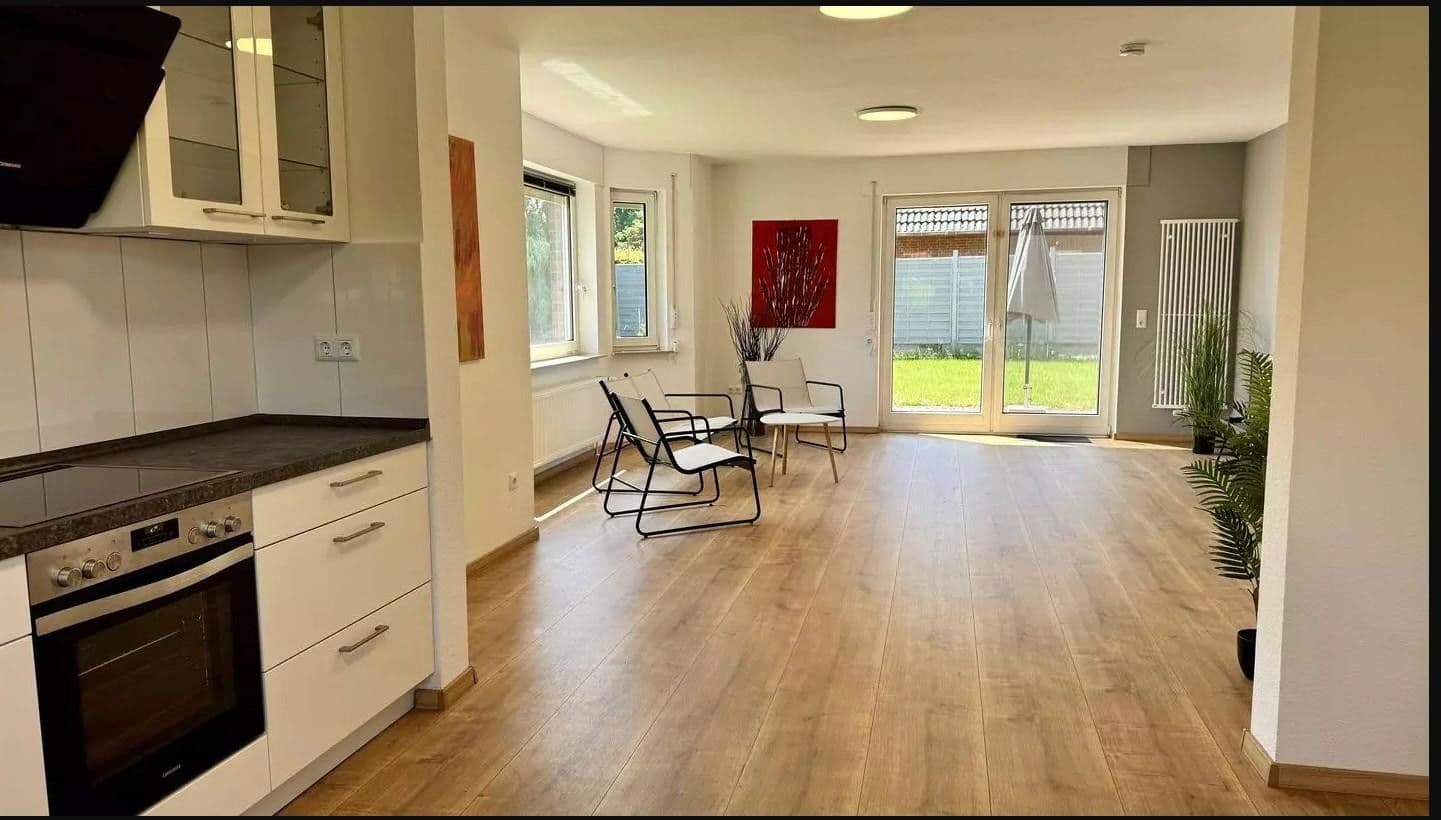 Prodej domu 148 m², pozemek 514 m², Barßel, Dolní Sasko Prodej domu 148 m², pozemek 514 m², Barßel, Dolní Sasko
