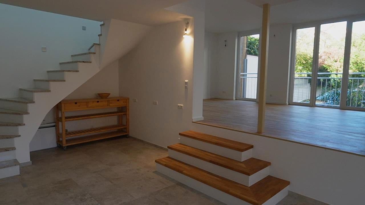 Pronájem domu 178 m², pozemek 280 m², Frankfurt am Main, Hessen Pronájem domu 178 m², pozemek 280 m², Frankfurt am Main, Hessen