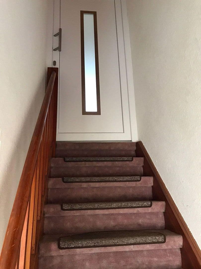 Prodej domu 174 m², pozemek 588 m², Reinfeld, Šlesvicko-Holštýnsko Prodej domu 174 m², pozemek 588 m², Reinfeld, Šlesvicko-Holštýnsko