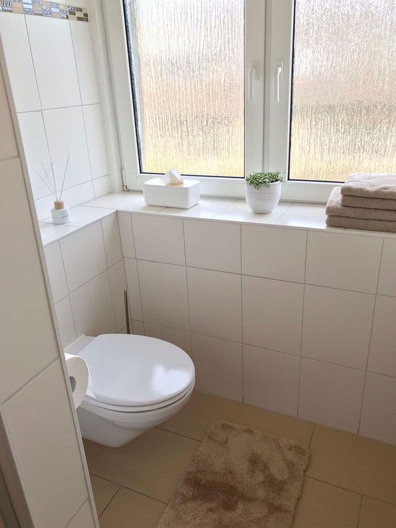 Prodej domu 174 m², pozemek 588 m², Reinfeld, Šlesvicko-Holštýnsko Prodej domu 174 m², pozemek 588 m², Reinfeld, Šlesvicko-Holštýnsko