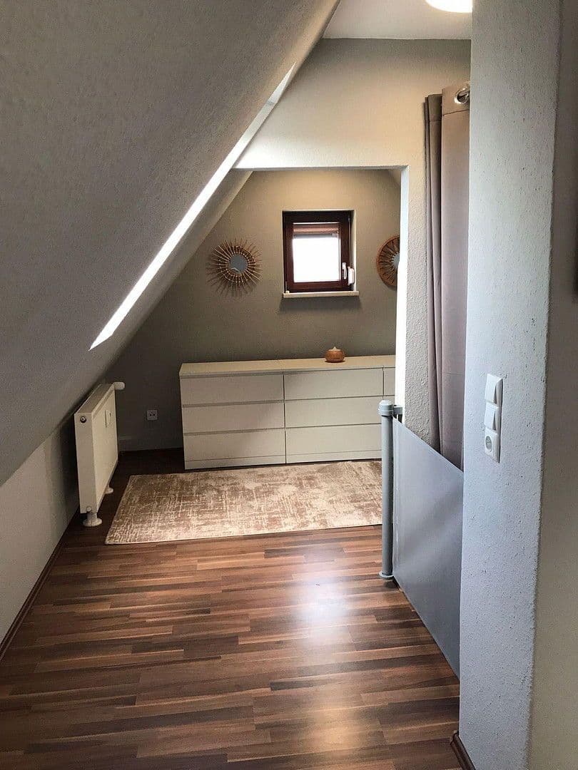 Prodej domu 174 m², pozemek 588 m², Reinfeld, Šlesvicko-Holštýnsko Prodej domu 174 m², pozemek 588 m², Reinfeld, Šlesvicko-Holštýnsko